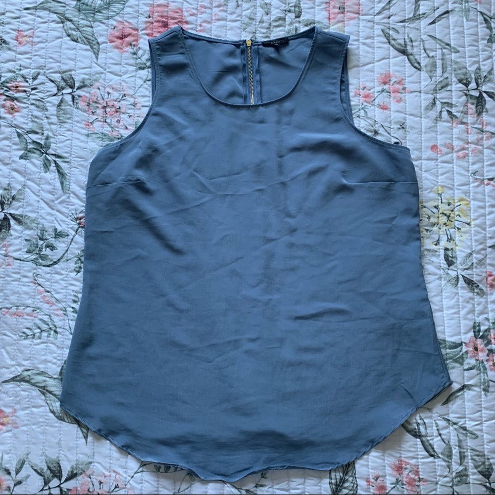 Dynamite Sleeveless Blouse